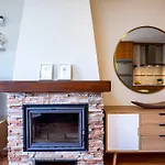 El Rincon De Chimenea Vistas Y Garaje Lägenhet *